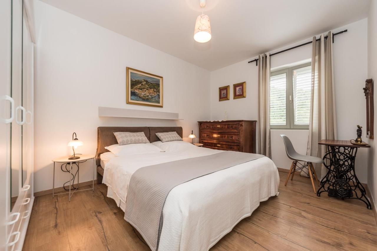 Villa Calendula Novigrad  Екстер'єр фото